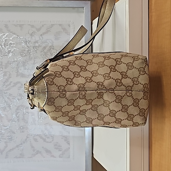 Gucci Abbey Tote Bag Tan & Gold Top Handle UPDATED β¨οΈ π - Picture 7 of 17